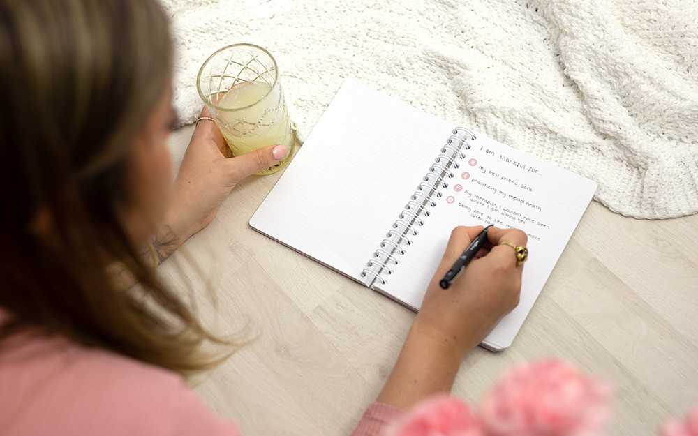 Journaling: 5 reasons to start writing in your journal