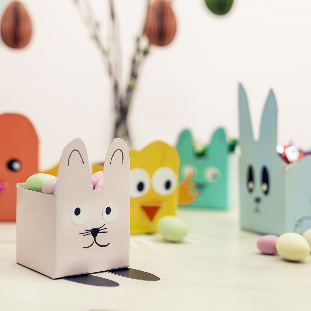 There’s so many fun Easter craft projects you can do at home - on your own or, if you have them, with the kiddos. So roll up your sleeves and let’s get crafty with this cute little project!