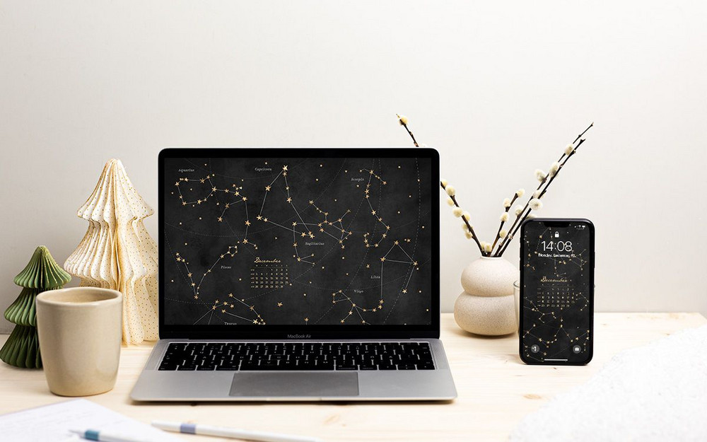Freshen up your phone & desktop every month with a gorgeous free wallpaper from Personal Planner!